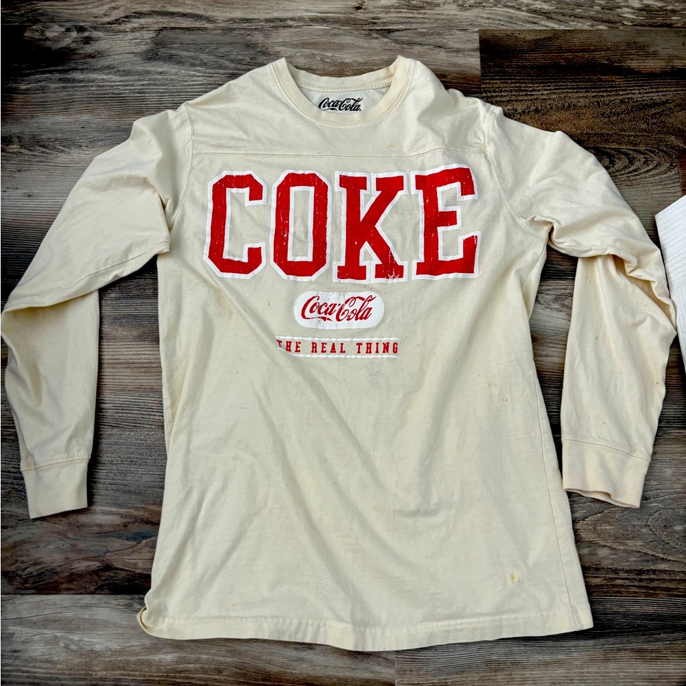 coca cola long sleeve tee size XL